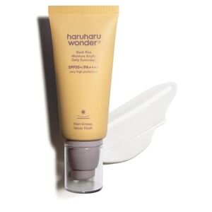 Two Haruharu wonder black rise moisture SPF 50